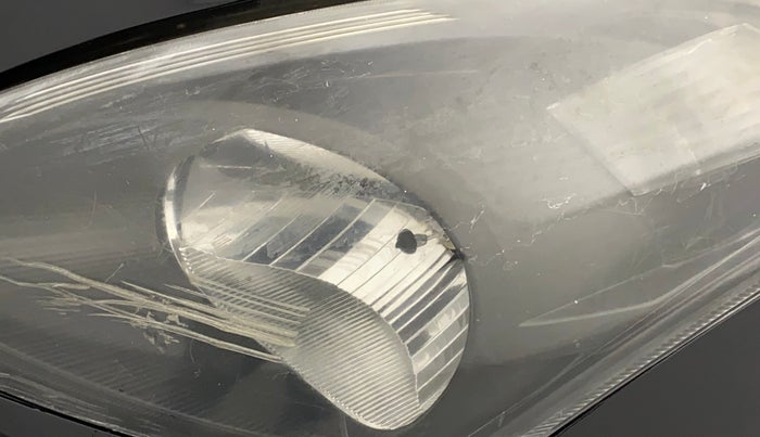 2013 Maruti Swift VXI, Petrol, Manual, 85,750 km, Left headlight - Faded