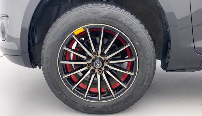 2013 Maruti Swift VXI, Petrol, Manual, 85,750 km, Left Front Wheel