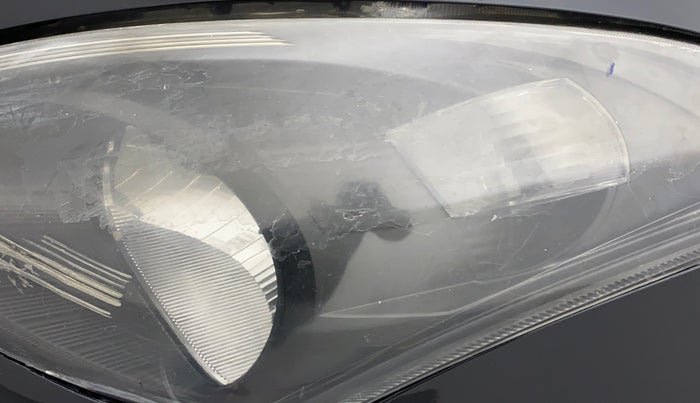 2013 Maruti Swift VXI, Petrol, Manual, 85,750 km, Left headlight - Minor scratches