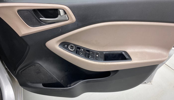2016 Hyundai Elite i20 ASTA 1.2, Petrol, Manual, 69,203 km, Driver Side Door Panels Control