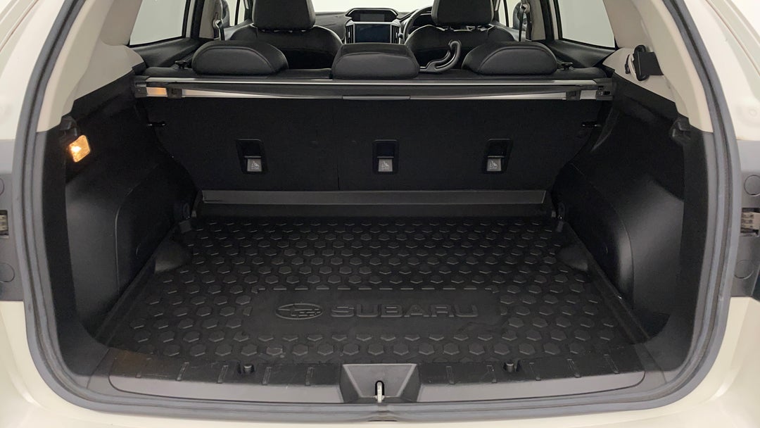 2017 Subaru Impreza 2.0i-s (awd), Automatic, 53842 km, Boot Inside View