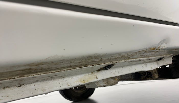 2021 Maruti Alto LXI CNG, CNG, Manual, 18,362 km, Left running board - Slight discoloration