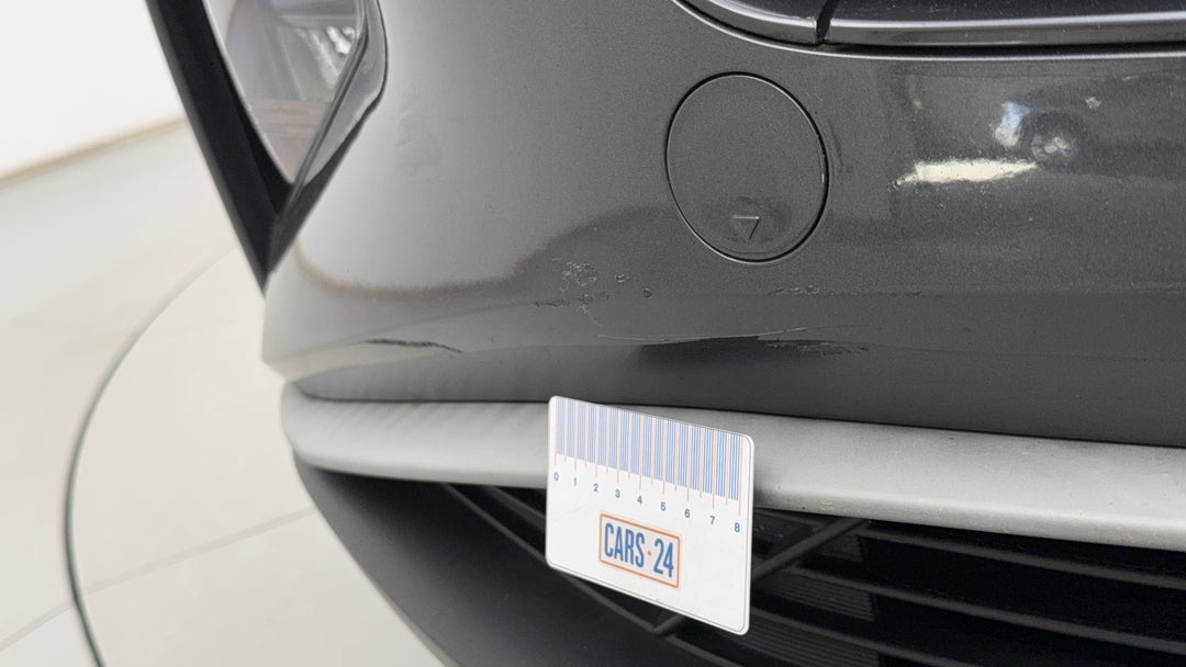 Bumper Front Scratch