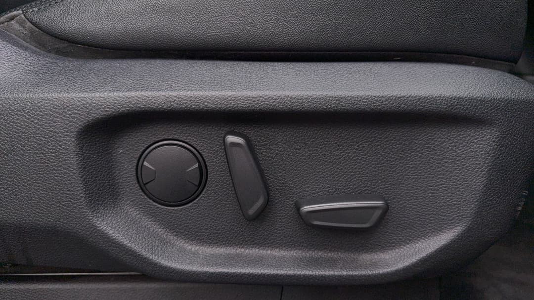 2023 Ford Everest Trend (4WD), Automatic, 63574 km, Drivers Side Adjustment Panel