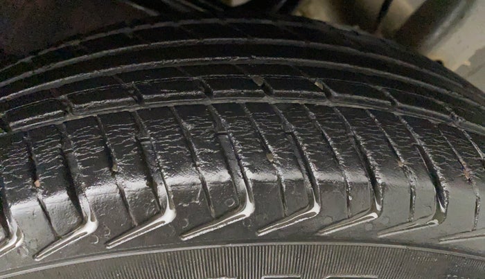 2018 Datsun Redi Go T(O) 1.0, Petrol, Manual, 46,291 km, Left Rear Tyre Tread
