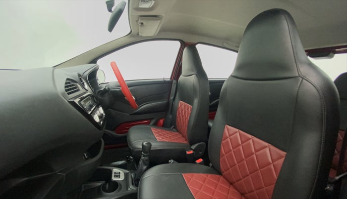 2018 Datsun Redi Go T(O) 1.0, Petrol, Manual, 46,291 km, Right Side Front Door Cabin