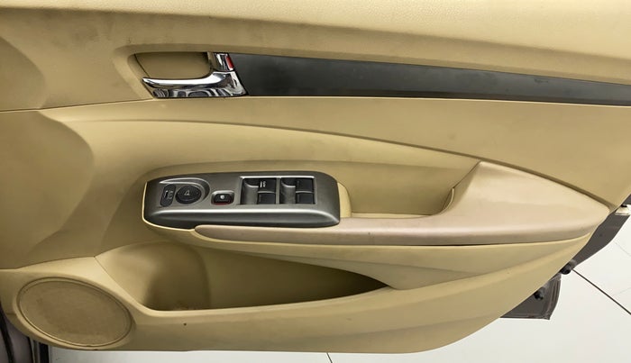 2012 Honda City V AT, Petrol, Automatic, 48,475 km, Driver Side Door Panels Control