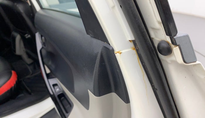 2018 Tata NEXON XM PETROL, Petrol, Manual, 60,729 km, Right rear door - Slightly rusted