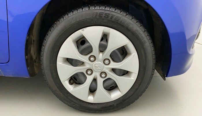 2015 Hyundai Xcent S 1.2, Petrol, Manual, 82,009 km, Right Front Wheel