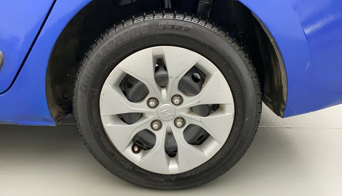 2015 Hyundai Xcent S 1.2, Petrol, Manual, 82,009 km, Left Rear Wheel