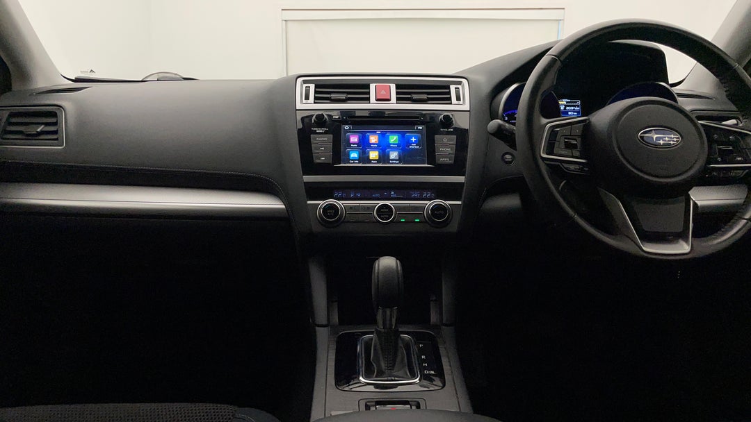 2018 Subaru Outback 2.5i  AWD, Automatic, 159428 km, Dashboard View