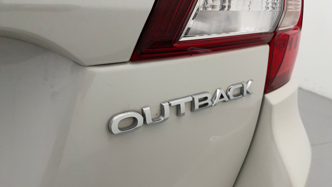 2018 Subaru Outback 2.5i  AWD, Automatic, 159428 km, Badge (Boot Right Side)