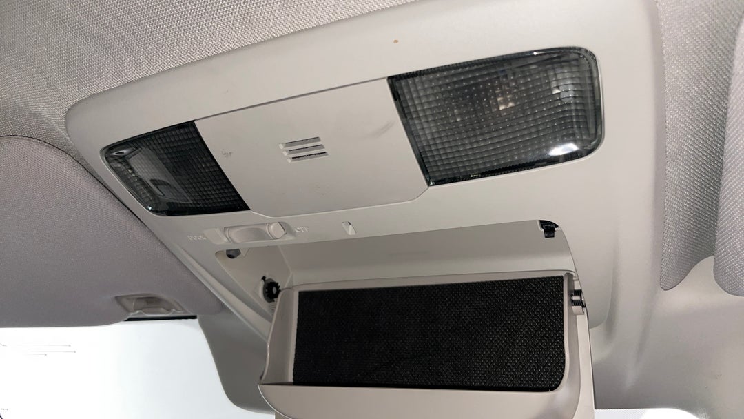 2018 Subaru Outback 2.5i  AWD, Automatic, 159428 km, On-Roof Controls/Sunglass holder