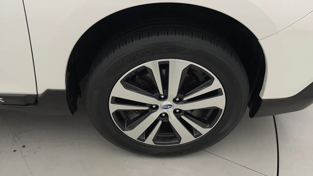 2018 Subaru Outback 2.5i  AWD, Automatic, 159428 km, Right Front Wheel