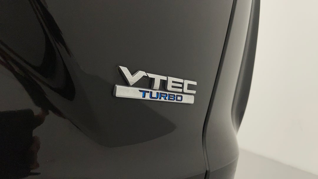 Badge (Boot Right Side)