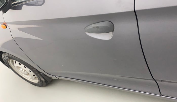 2018 Hyundai Eon ERA +, Petrol, Manual, 27,856 km, Front passenger door - Slightly dented