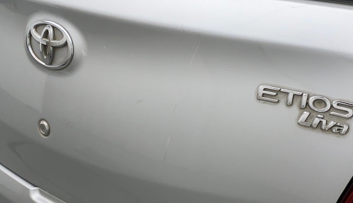 2012 Toyota Etios Liva G, Petrol, Manual, 24,434 km, Dicky (Boot door) - Minor scratches