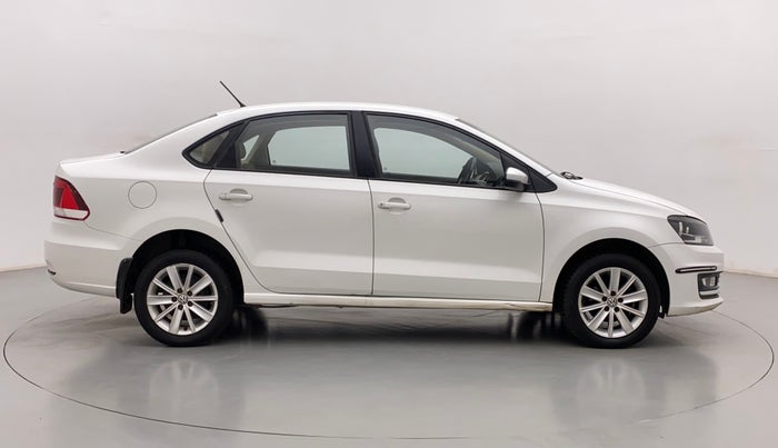 2016 Volkswagen Vento HIGHLINE PETROL AT, Petrol, Automatic, 1,03,296 km, Right Side View