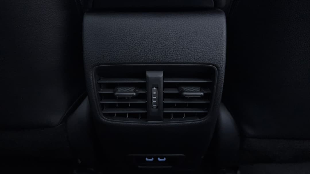 Rear A/C Vent