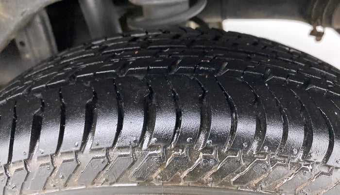 2017 Maruti Alto K10 VXI P, Petrol, Manual, 27,805 km, Left Rear Tyre Tread