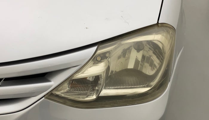 2012 Toyota Etios Liva GD, Diesel, Manual, 79,336 km, Left headlight - Faded