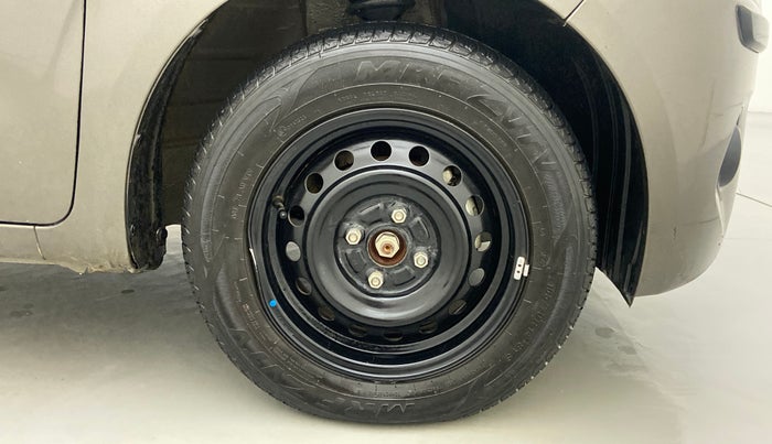 2019 Maruti New Wagon-R VXI 1.0, Petrol, Manual, 9,187 km, Right Front Wheel