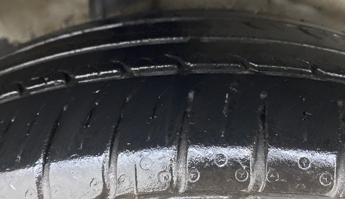 2014 Honda City S MT PETROL, Petrol, Manual, 73,751 km, Right Rear Tyre Tread