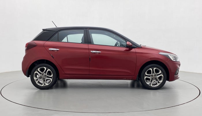 2018 Hyundai Elite i20 ASTA 1.4 CRDI DUAL TONE, Diesel, Manual, 1,18,522 km, Right Side View