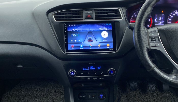 2018 Hyundai Elite i20 ASTA 1.4 CRDI DUAL TONE, Diesel, Manual, 1,18,522 km, Air Conditioner