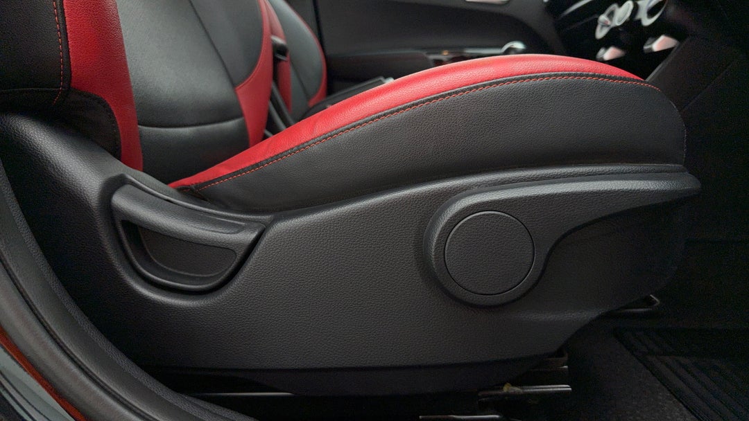 2018 Kia Picanto Gt-line, Automatic, 67303 km, Drivers Side Adjustment Panel