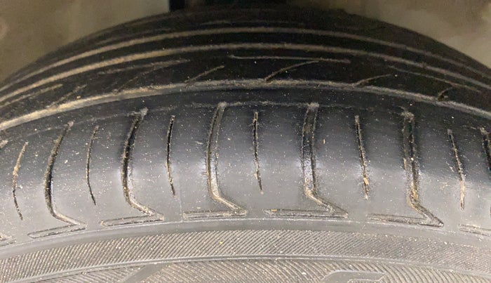 2021 Maruti Celerio VXI CNG, CNG, Manual, 16,865 km, Right Front Tyre Tread