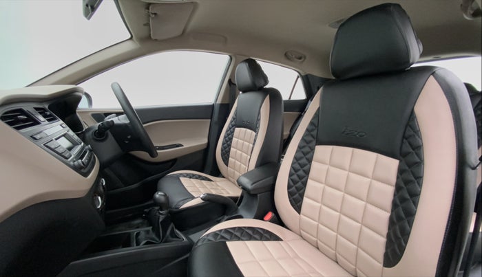 2016 Hyundai Elite i20 MAGNA 1.2, Petrol, Manual, 28,777 km, Right Side Front Door Cabin