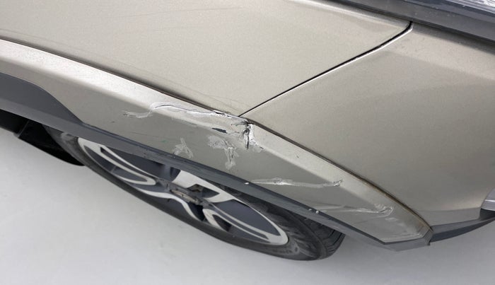 2018 Tata Hexa Varicor 400 XTA, Diesel, Automatic, 62,926 km, Right fender - Cladding has minor damage