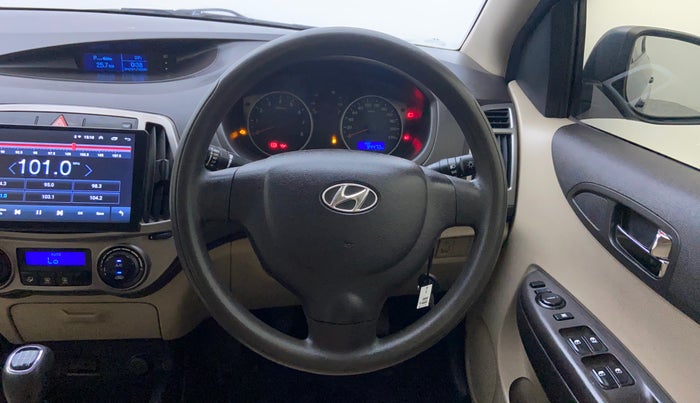 2012 Hyundai i20 MAGNA O 1.2, Petrol, Manual, 94,611 km, Steering Wheel Close-up