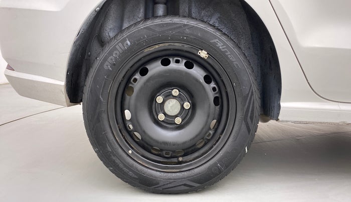 2019 Volkswagen Ameo COMFORTLINE 1.0L, Petrol, Manual, 46,451 km, Right Rear Wheel