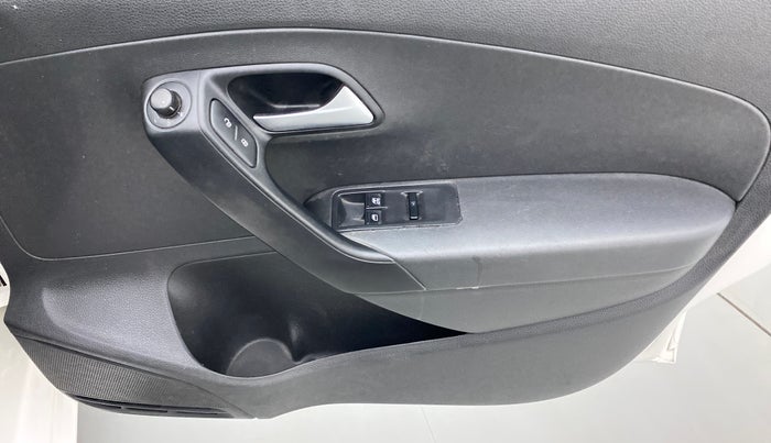 2019 Volkswagen Ameo COMFORTLINE 1.0L, Petrol, Manual, 46,451 km, Driver Side Door Panels Control
