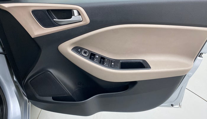 2019 Hyundai Elite i20 1.2 SPORTS PLUS VTVT, Petrol, Manual, 22,567 km, Driver Side Door Panels Control