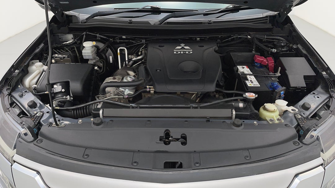 Open Bonnet (Engine)