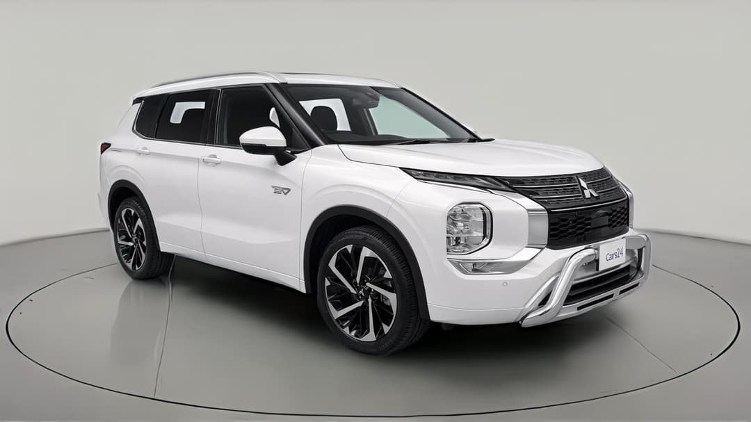 2025 Mitsubishi Outlander Phev Exceed 5+2 Seat (AWD), Automatic, 6739 km, Right Front Diagonal (45- Degree) View