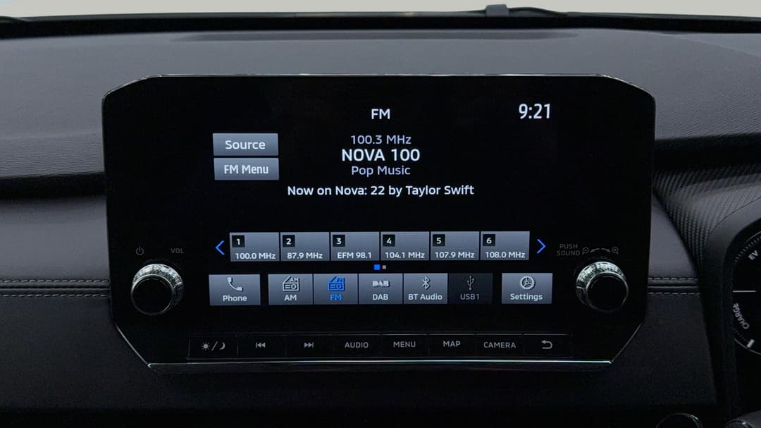 2025 Mitsubishi Outlander Phev Exceed 5+2 Seat (AWD), Automatic, 6739 km, Infotainment System