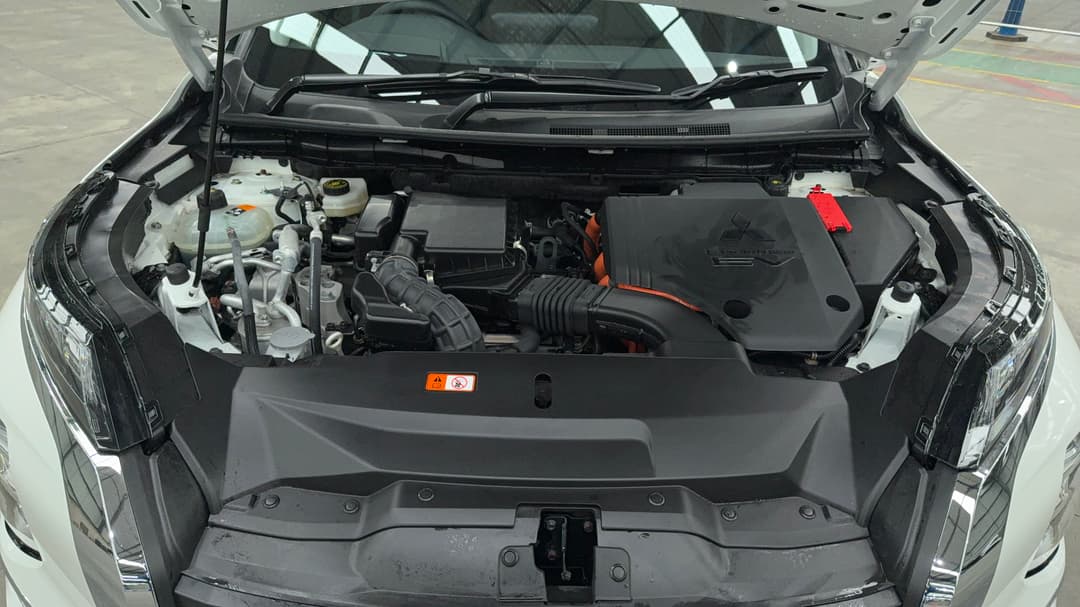 2025 Mitsubishi Outlander Phev Exceed 5+2 Seat (AWD), Automatic, 6739 km, Open Bonnet (Engine)