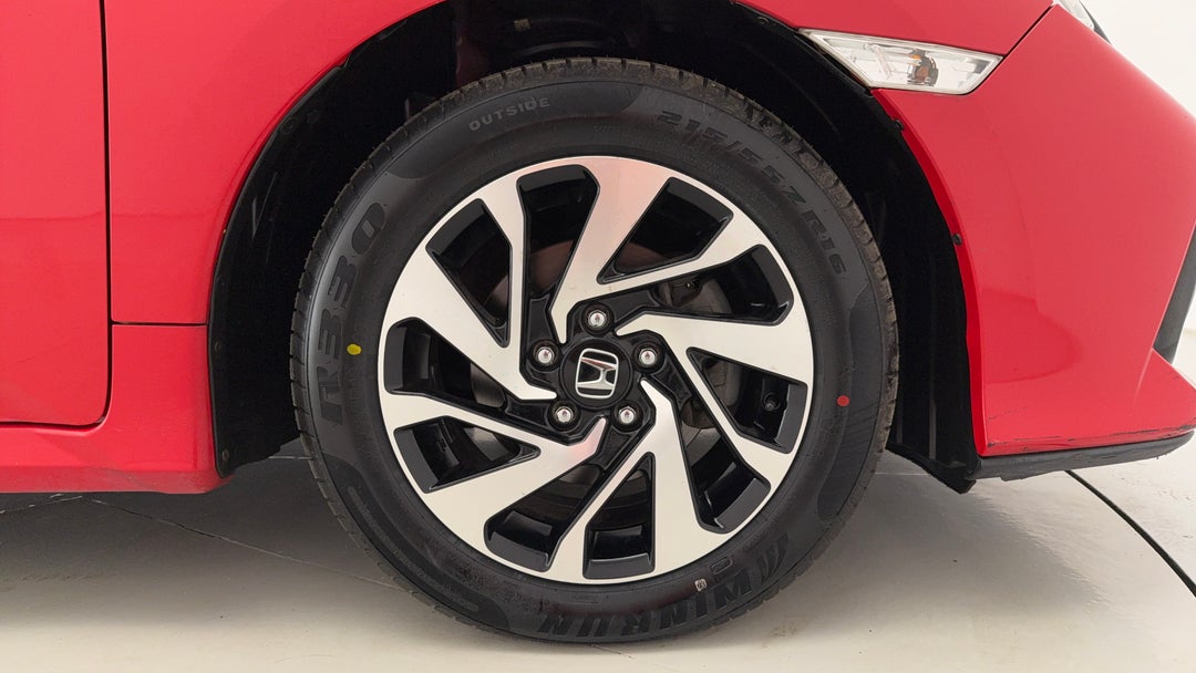 2019 Honda Civic 50 Years Edition, Automatic, 71083 km, Right Front Wheel