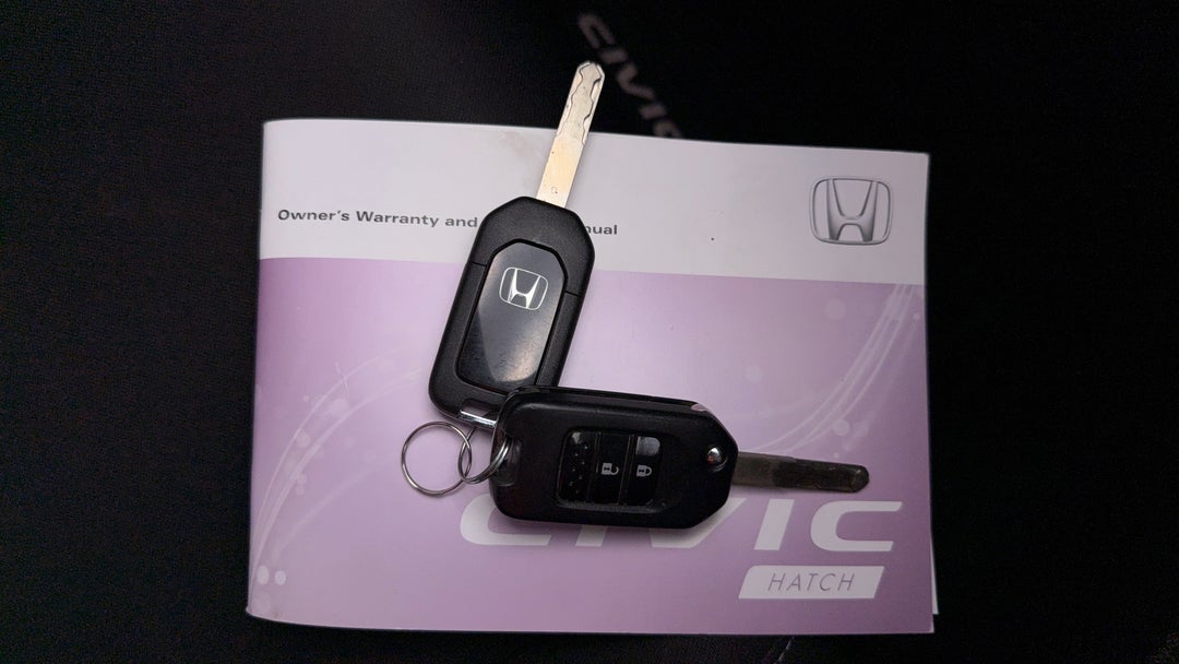 2019 Honda Civic 50 Years Edition, Automatic, 71083 km, Key Close-up