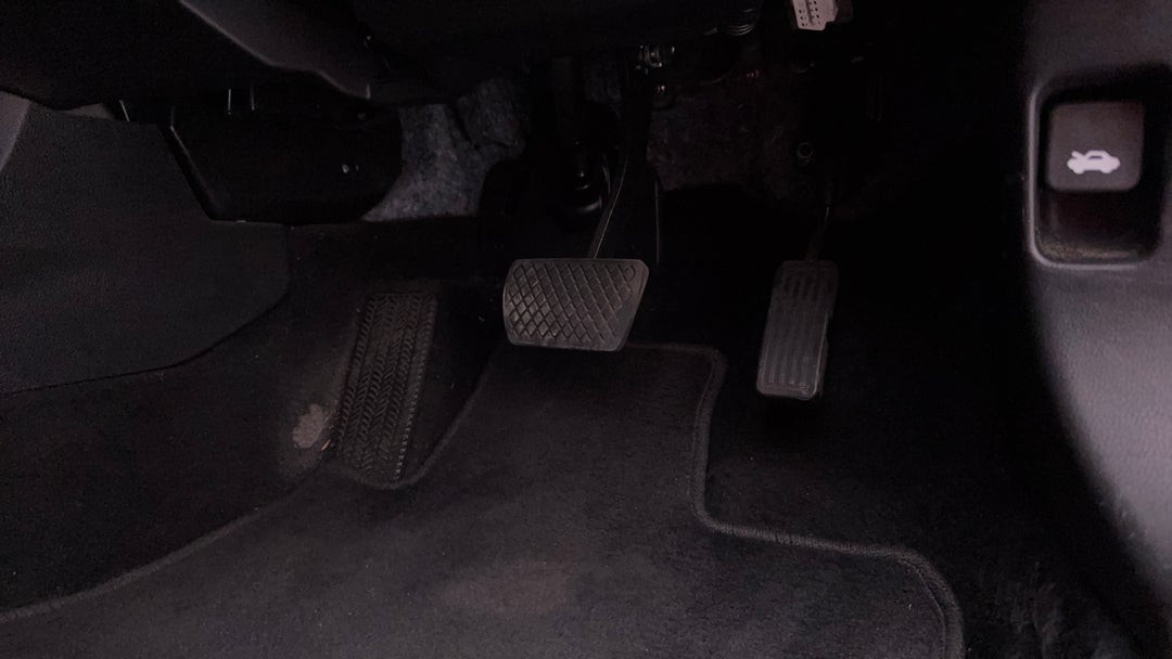 2019 Honda Civic 50 Years Edition, Automatic, 71083 km, Pedals and Footmat