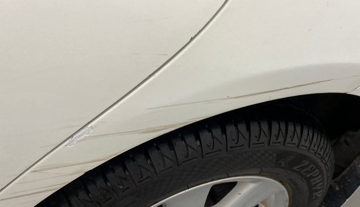 2010 Toyota Corolla Altis G DIESEL, Diesel, Manual, 51,139 km, Left quarter panel - Minor scratches