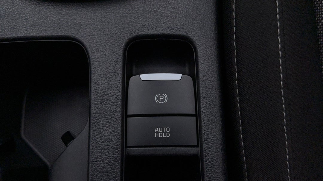 2023 Kia Cerato S Safety Pack, Automatic, 79021 km, Handbrake