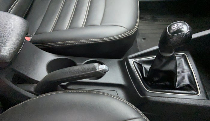 2014 Hyundai Elite i20 ASTA 1.2, Petrol, Manual, 99,214 km, Gear Lever