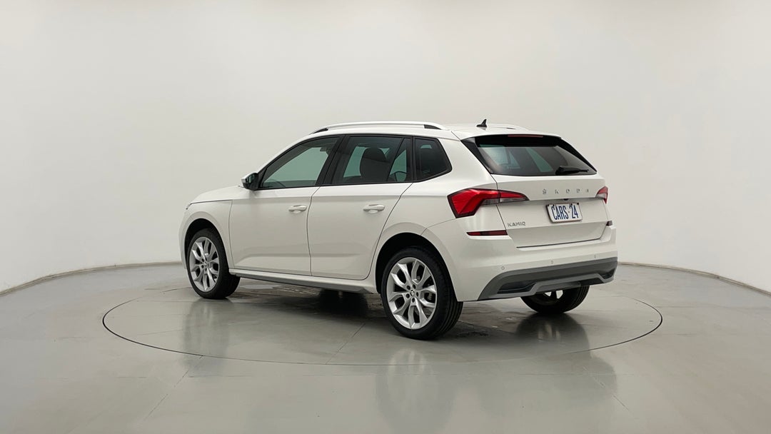 Left Back Diagonal (45- Degree) View