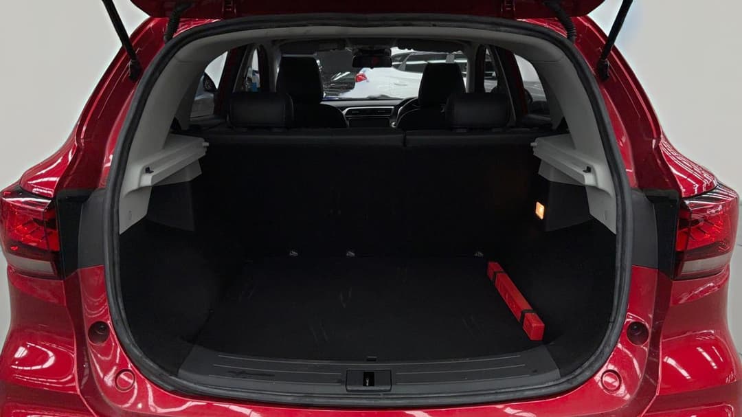2023 MG Zst Essence, Automatic, 22755 km, Boot Inside View