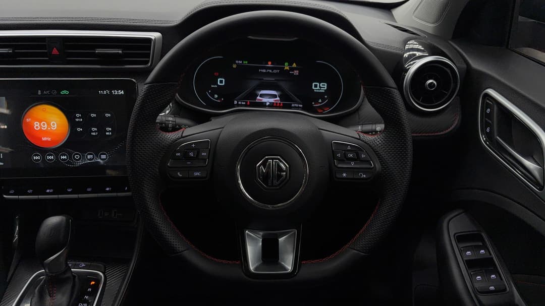 2023 MG Zst Essence, Automatic, 22755 km, Steering Wheel Close-up